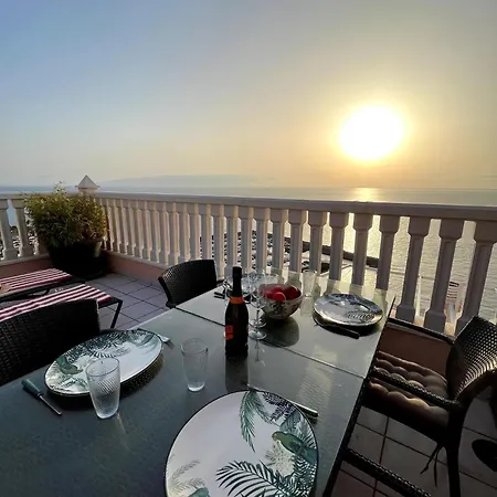 Gigantes Buenavista Ocean View Swimming Pool